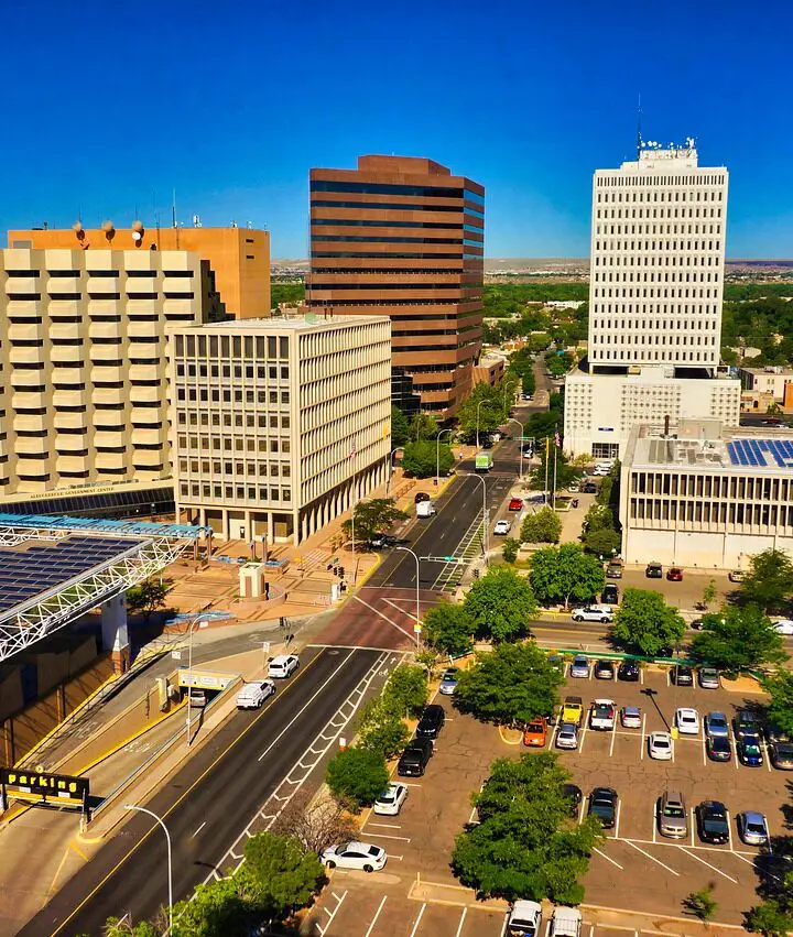 Albuquerque vs. Bakersfield - Where is the best place to live?