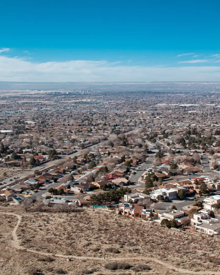Albuquerque vs. San Bernadino - Where is the best place to live?