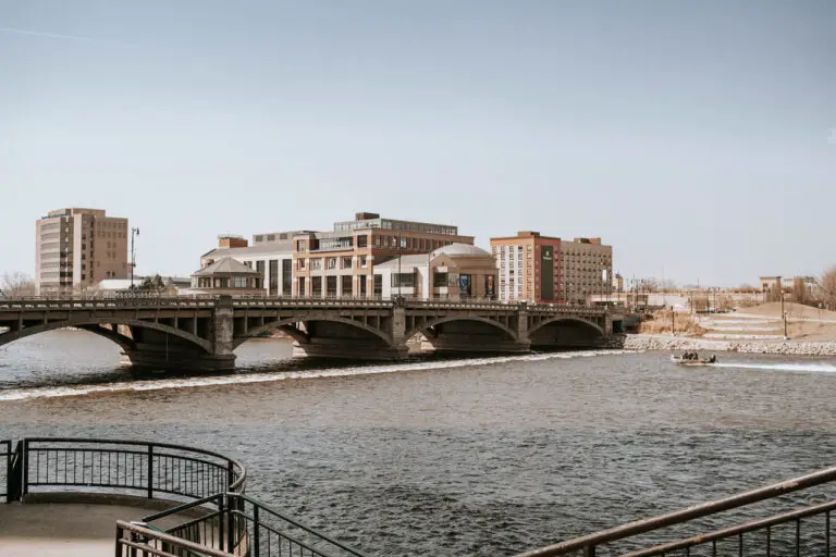 Living in Grand Rapids, MI What is it like Pros and Cons. Combadi