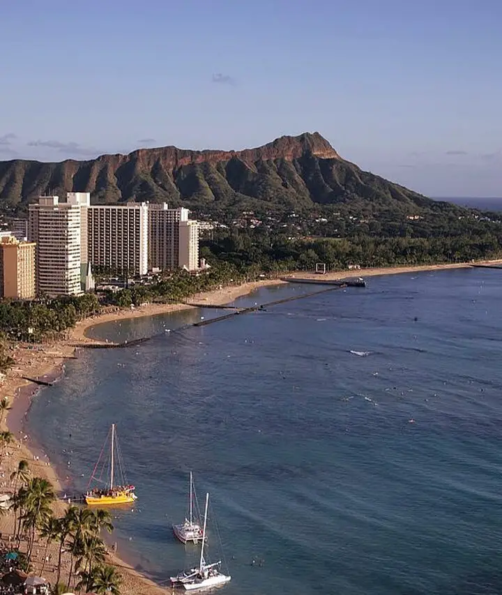 Living In Honolulu, HI - What Is It Like - Pros and Cons