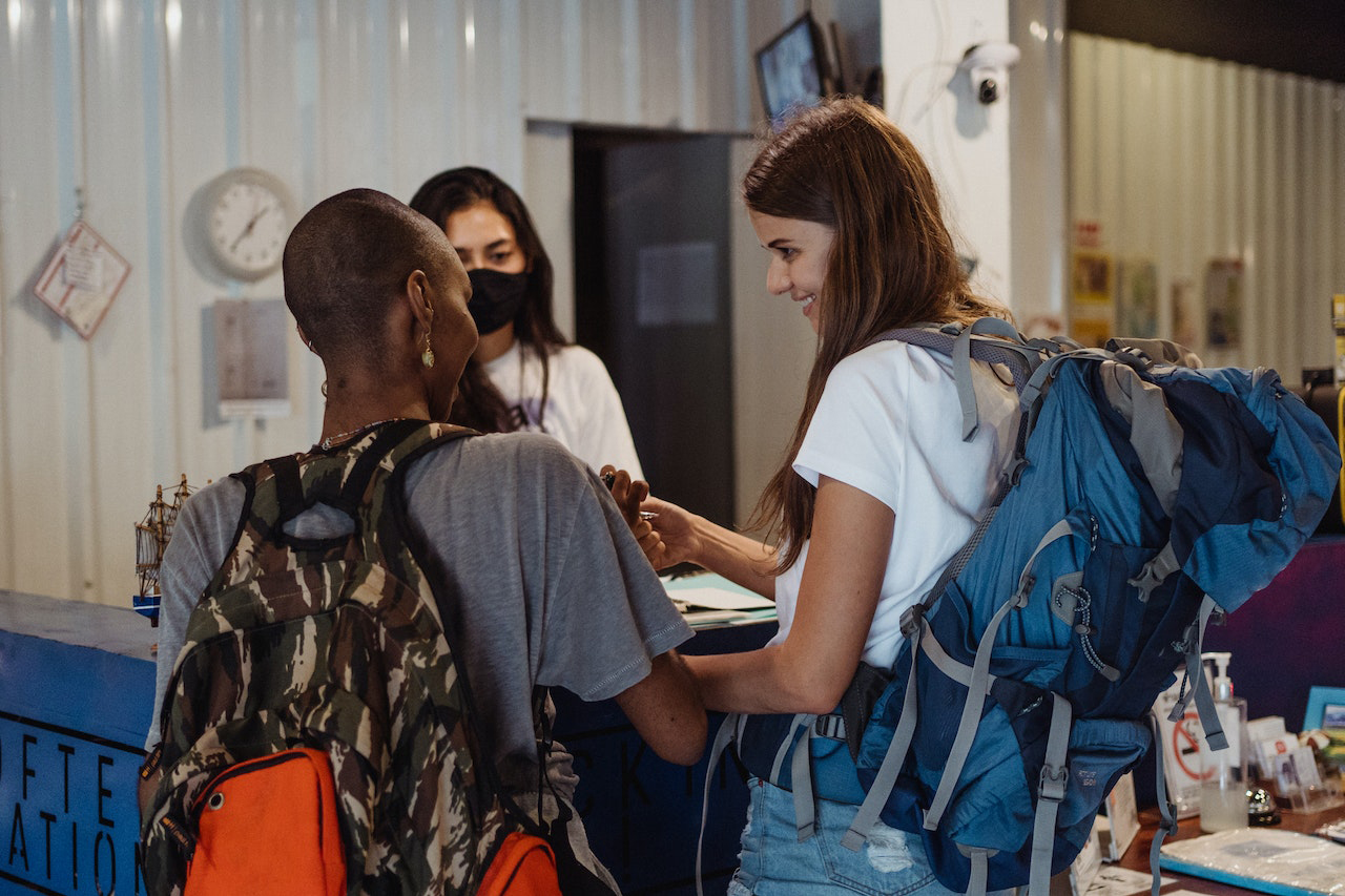 What time is check-in at hotels in the USA [Best Guide] - Combadi ...