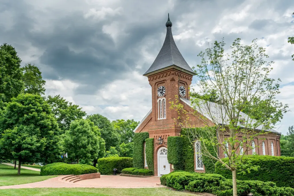 Living in LexingtonFayette, KY What is it like Pros and Cons