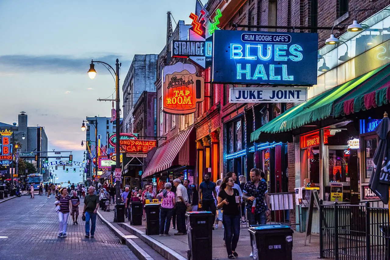 +12 Things to Do in Memphis Without a Car