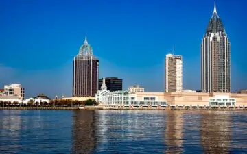 Living in Mobile, AL - What is it like - Pros and Cons