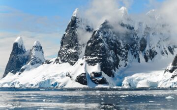 Why are world leaders visiting Antarctica?