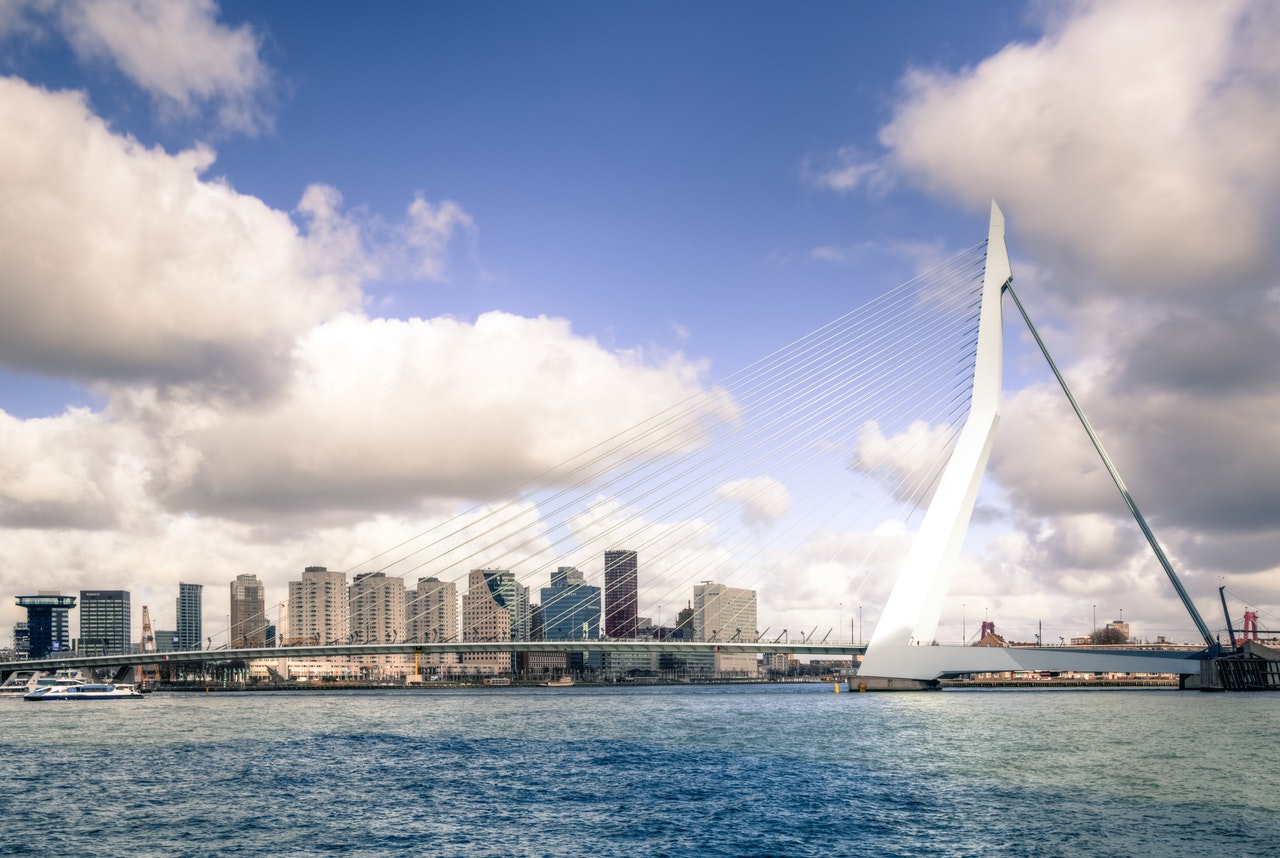 Rotterdam vs. Amsterdam: What’s the difference, really?