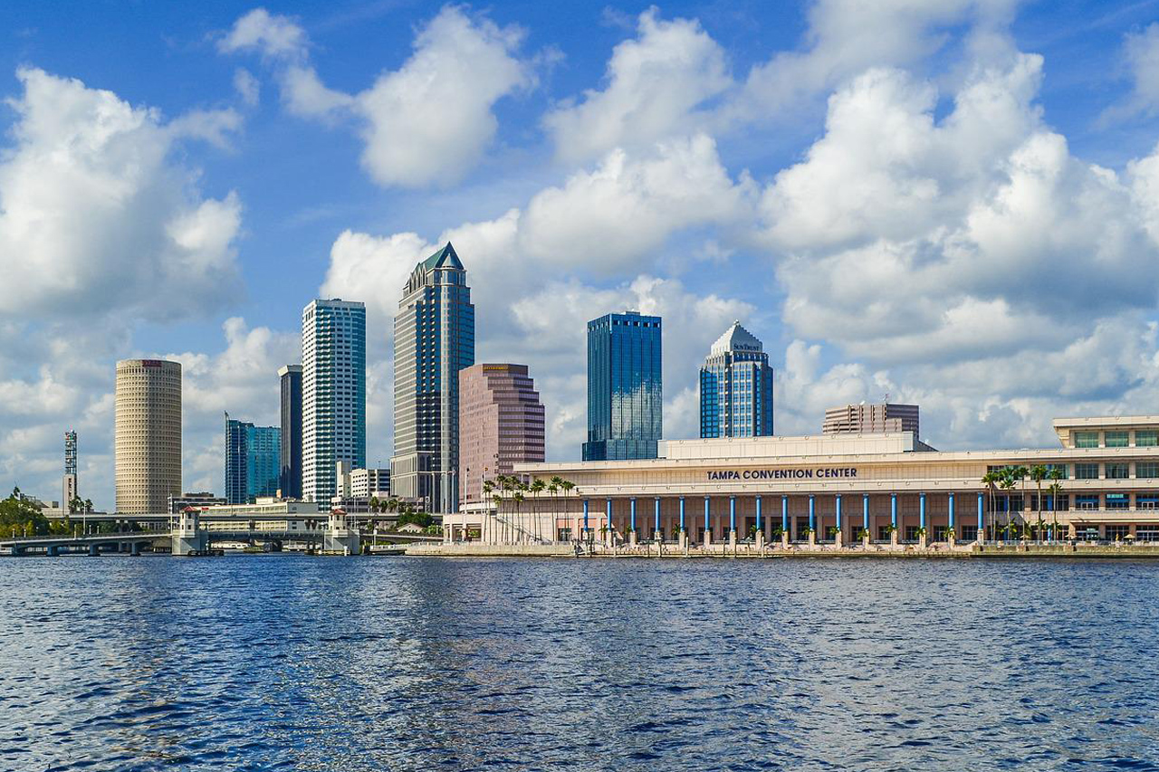 Living in Tampa, FL - What is it like - Pros and Cons