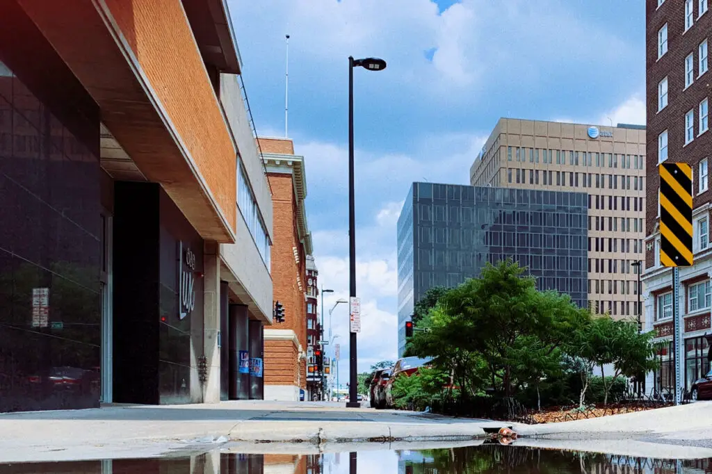 Living In Wichita, KS What Is It Like Pros and Cons Combadi